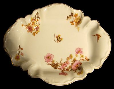 BELL BONNET PEG CATCH