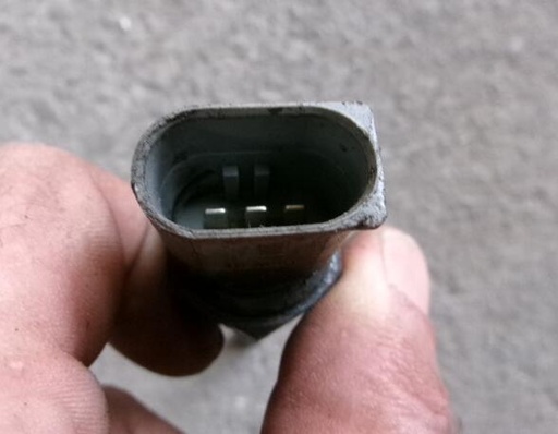 [A0061531928] OIL LEVEL SENSOR