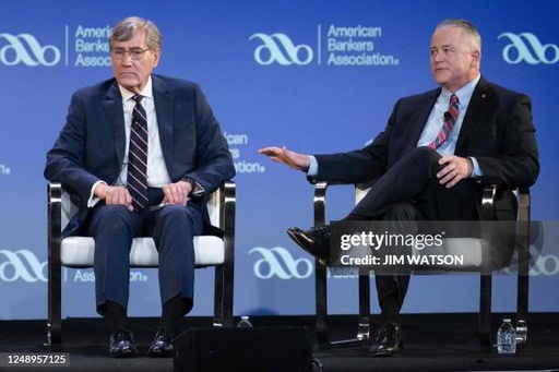 [BELL 173863] PLATE. SEALING. BOTTOM. RADIATOR. B40D